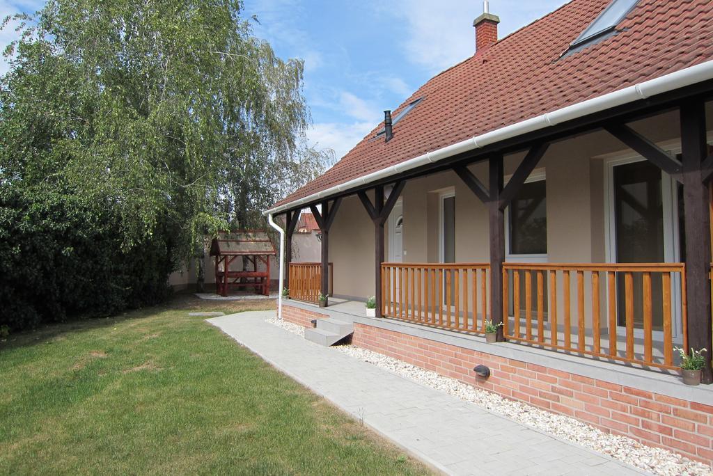 Appartement Mezzanine Hévíz 外观 照片